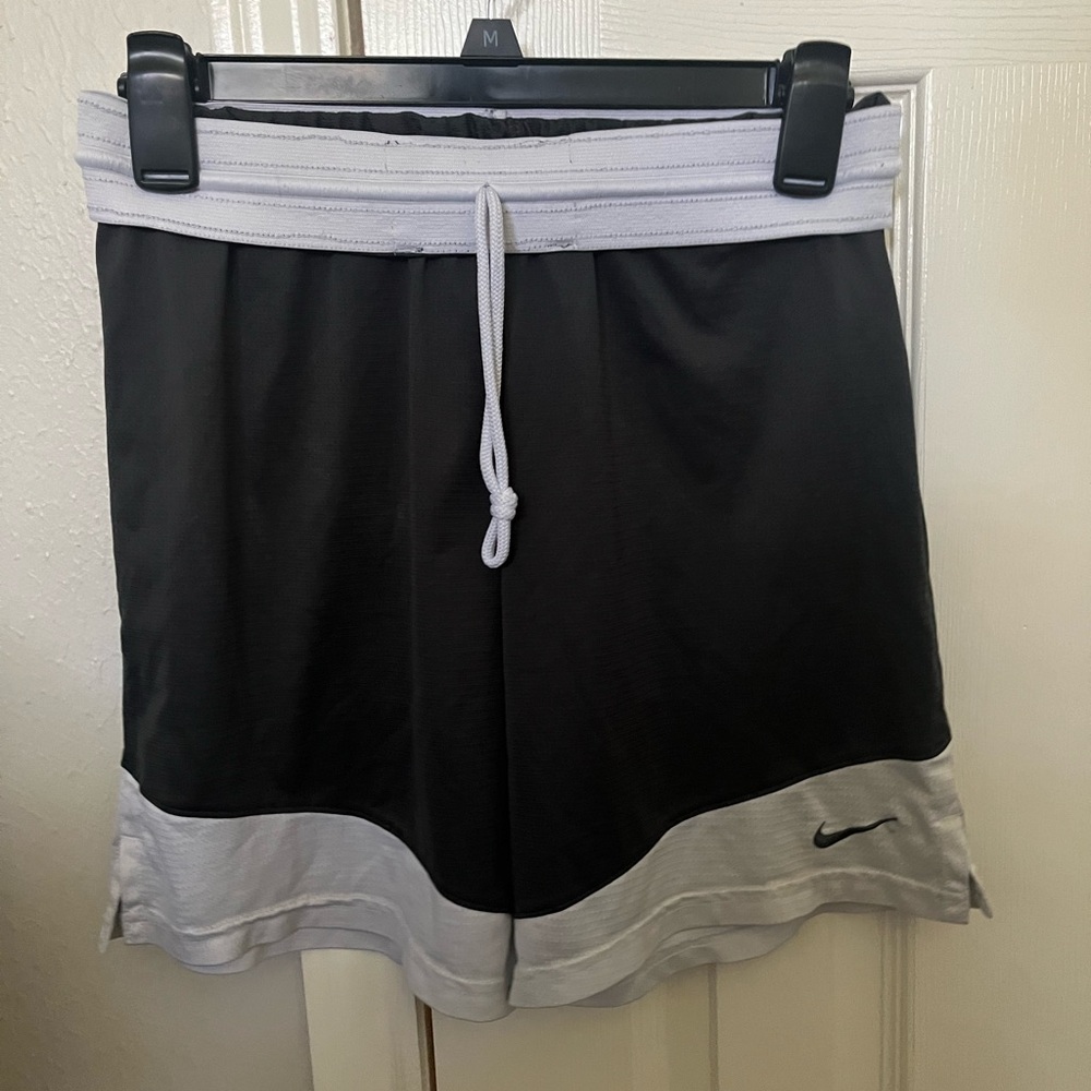Nike Unisex basketball shorts